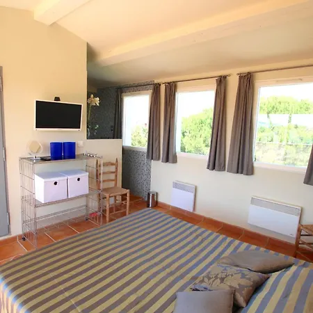 Large House With A Swimming-pool - Wifi And A 11m Mooring - Ac *